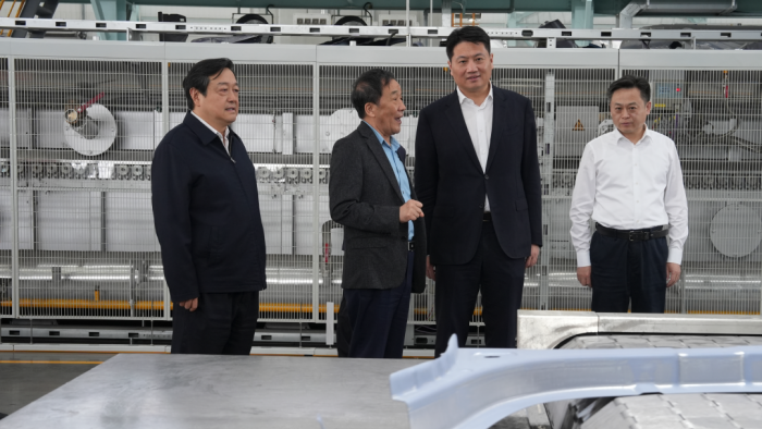 姜冬冬赴靖江专题调研汽车及零部件产业链发展情况